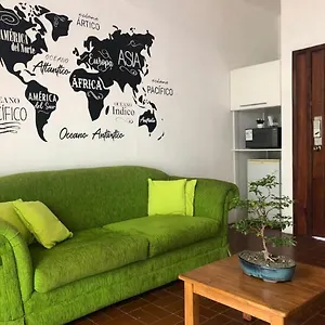  Habitación en casa particular Po Guest